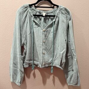 Cato Tie-Front Long Sleeve Sage Green Button-Up Blouse – SZ M 🌿💫👚